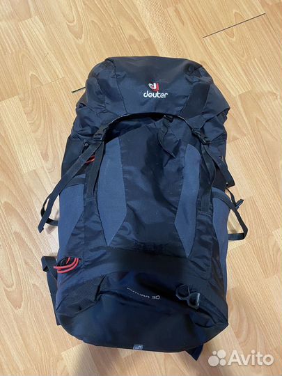 Рюкзак туристический Deuter Futura 30 Black