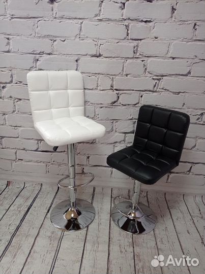 Барный стул для бровиста