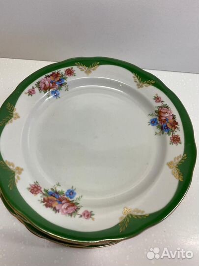 Предметы из сервизов «Воспоминание»