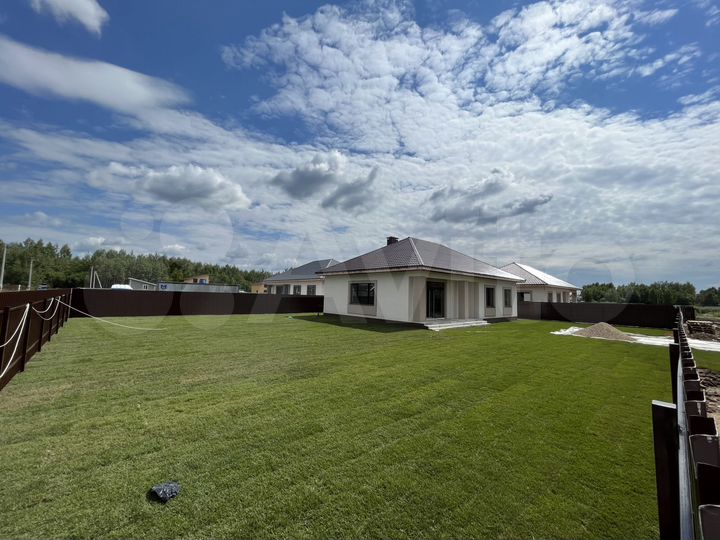 Дом 124,9 м² на участке 9 сот.