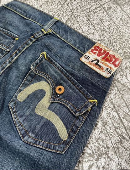 Мужские джинсы evisu оригинал