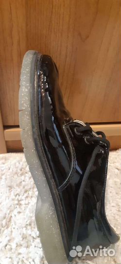 Туфли лаковые для девочки