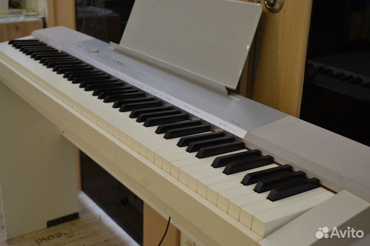Цифровое пианино casio Privia PX-150