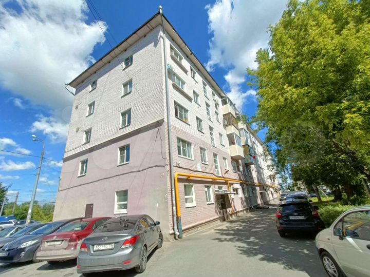 2-к. квартира, 46 м², 2/5 эт.