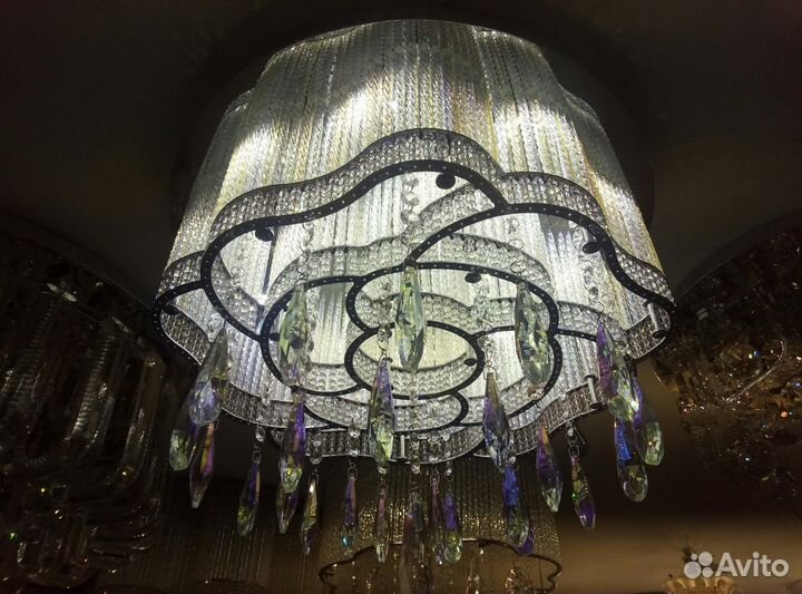 Люстра потолочная