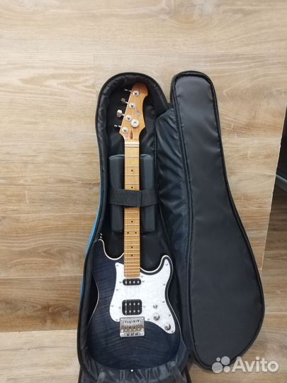 Электроукулеле Flight