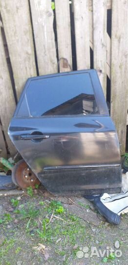 Дверь задняя правая мазда 3 хечбек