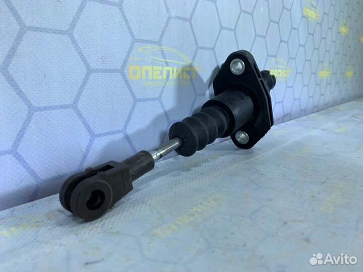 Главный цилиндр сцепления Opel Vectra B Z18XEL