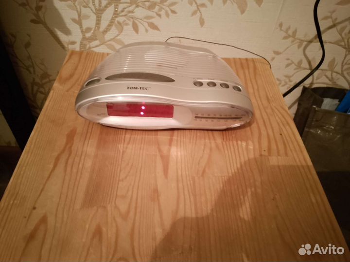 Радиоприемник часы будильник