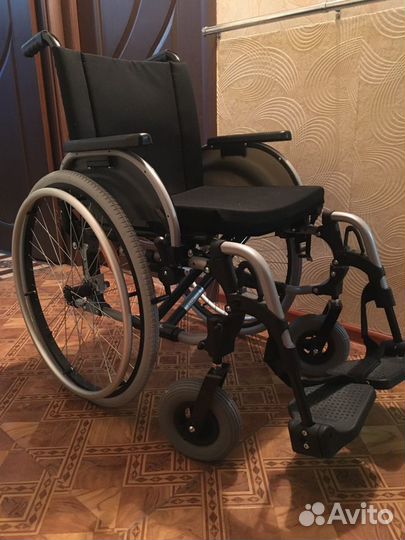 Коляска инвалидная