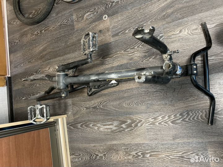 Рама bmx шатуны колеса покрышки руль вилка