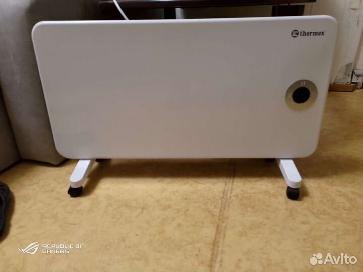 Обогреватель. Конвектор с пультом ду Thermex Frame