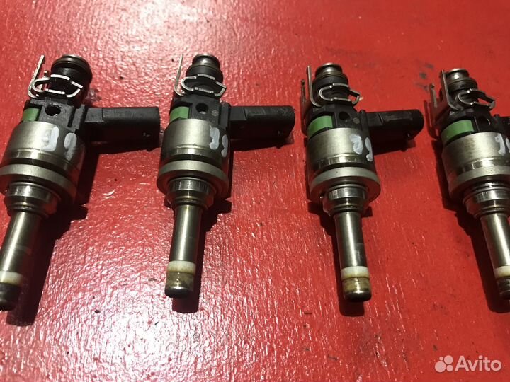 Форсунка топливная Mercedes-Benz E-Class w212 1.8