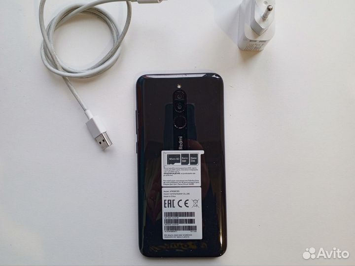 Xiaomi Redmi 8, 4/64 ГБ