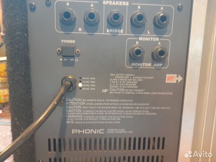 Микшер - усилитель Phonic powerpod 1060