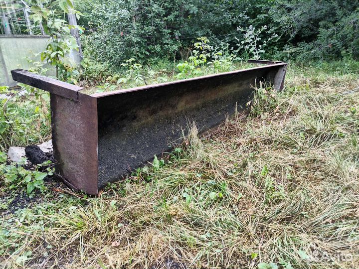 Кормушка для скотины