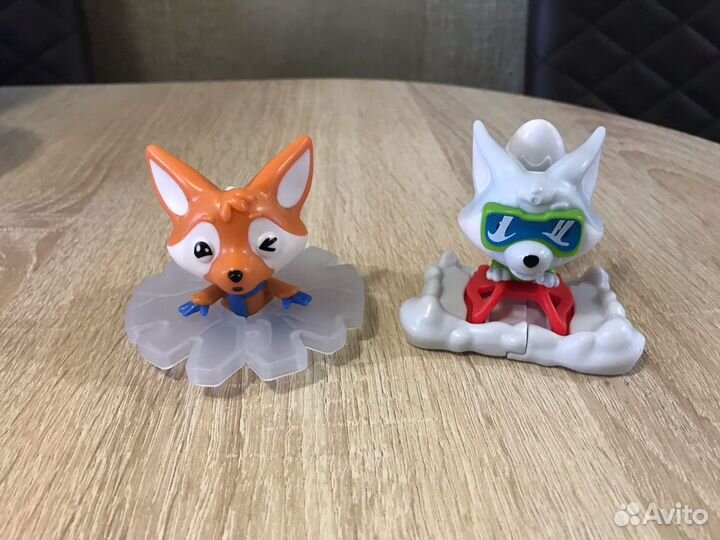 Игрушки из Kinder maxi Новогодние