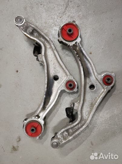 Передние рычаги Nissan Murano Z51