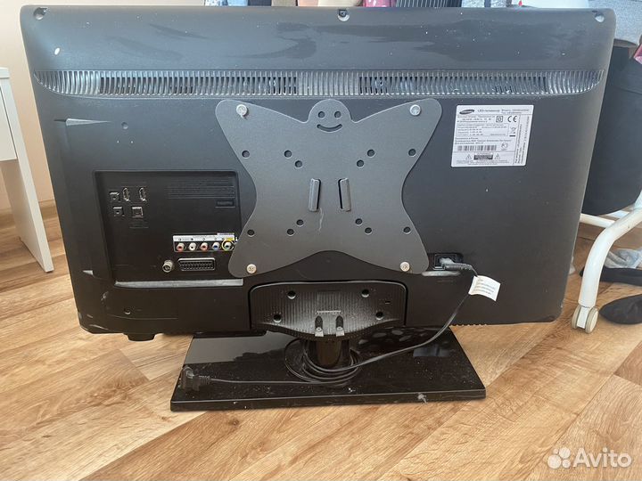 Телевизор samsung UE32EH4000W