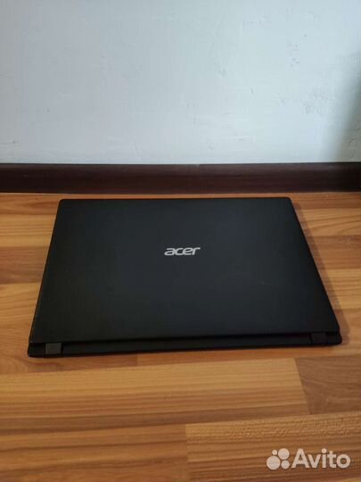 Acer a6 9220/ddr4 4гб/500жд/amd 520 батарея 4 часа