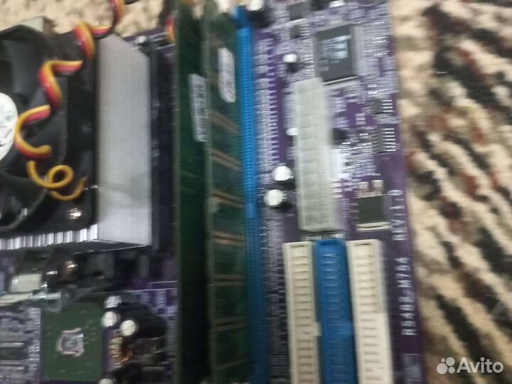 Материнская плата