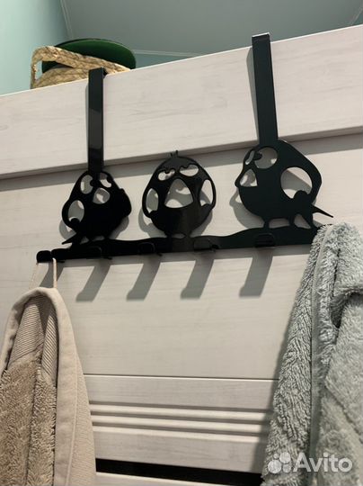 Вешалка на дверь