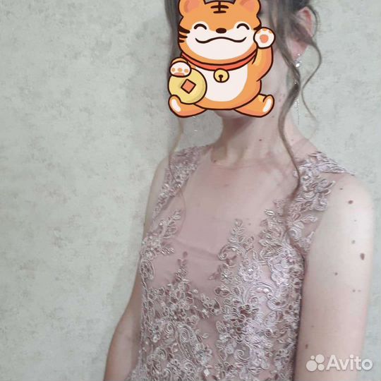 Вечернее платье