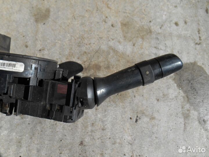 Левый подрулевой переключатель Toyota Corolla E15