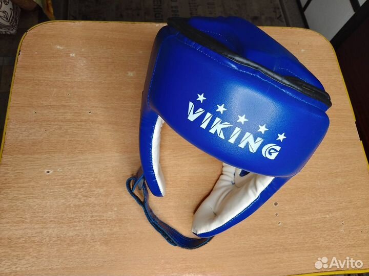 Шлем защитный для бокса viking