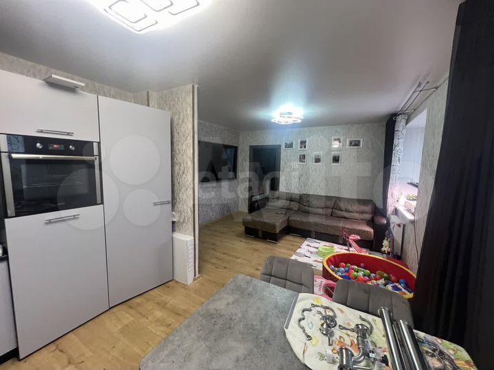 2-к. квартира, 65 м², 9/10 эт.