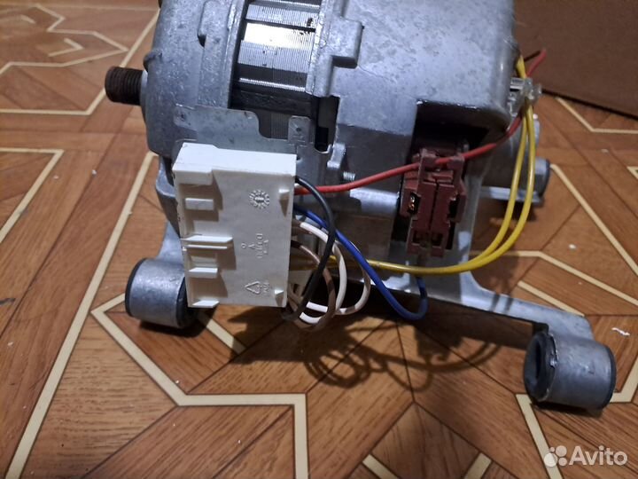 Электродвигатель стиральной машины Ardo 512022101