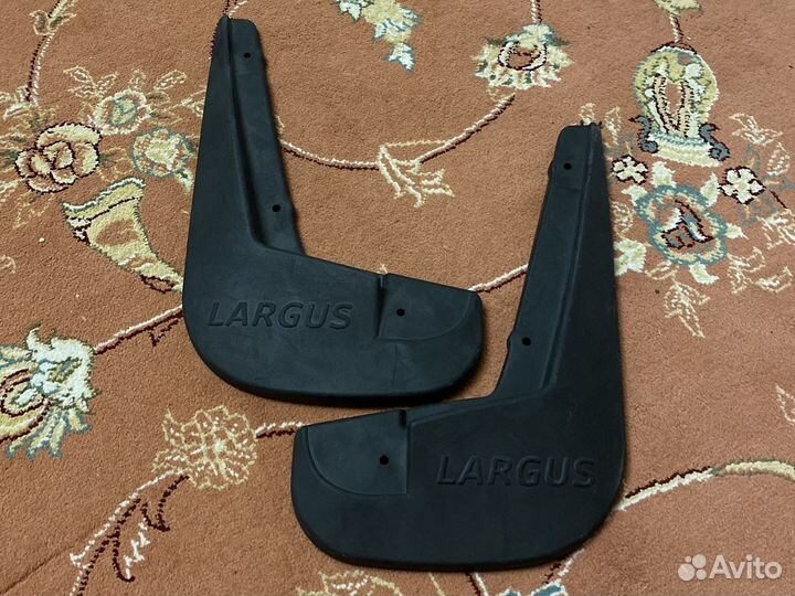 Брызговики largus