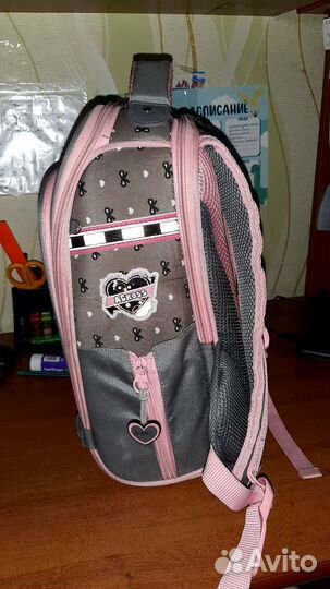 Рюгзак/Портфель школьный для девочки