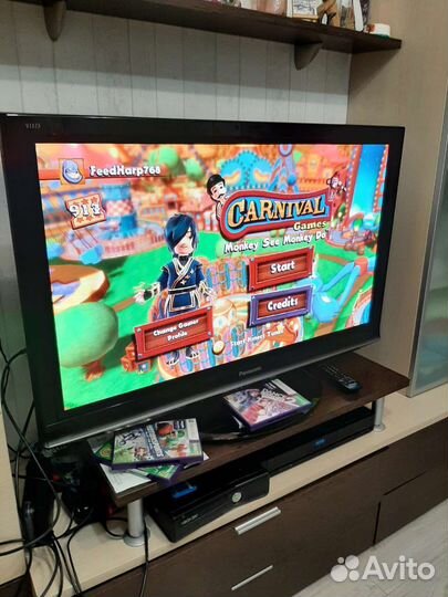 Microsoft XBox 360 + сенсорный Kinect + диски