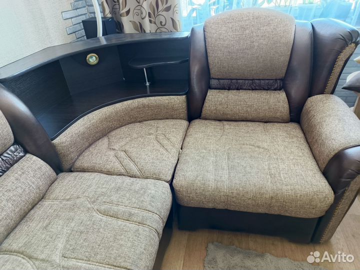 Диван угловой