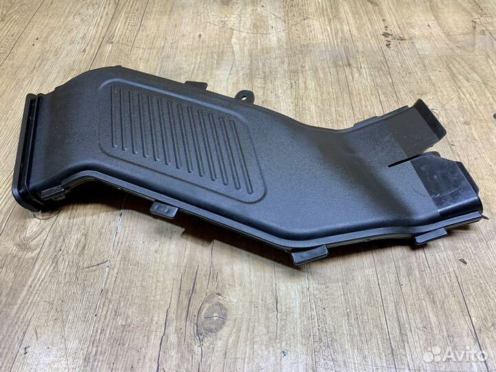 Воздухозаборник Mazda 3 BK