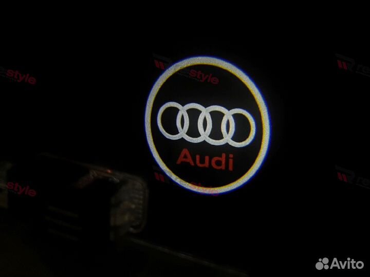 Проекция логотипа Audi на двери Тип 1 R2333