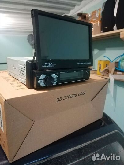 Автомагнитола 1din с выдвижным экраном