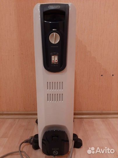 Масляный обогреватель delonghi