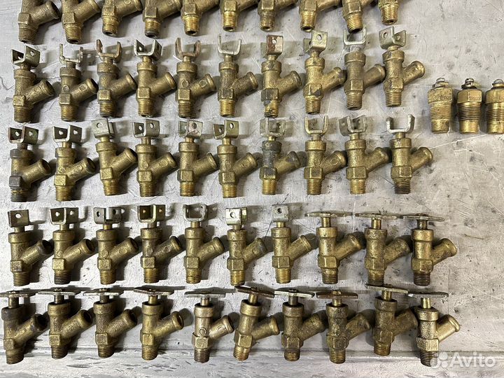 Краники сливные радиатора и блока цилиндров