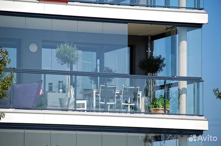 Безрамное раздвижное остекление