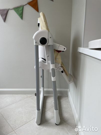 Детский стульчик для кормления peg perego