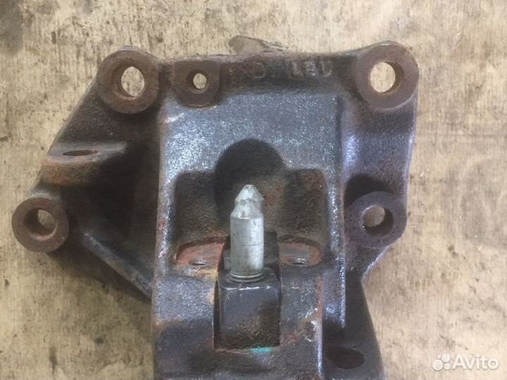 Опора двс solaris rio 10-17