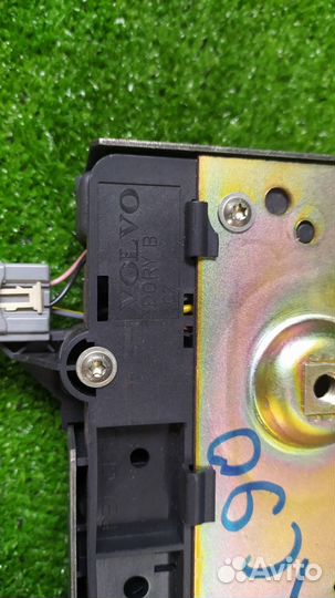 Замок багажника Volvo Xc90