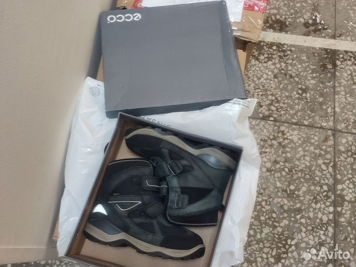 Ботинк екко