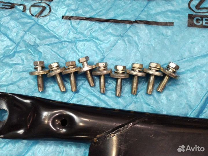 Защита Toyota Land Cruiser 200/Lexus LX570 передня