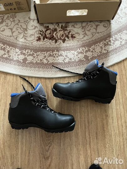 Лыжные ботинки treck