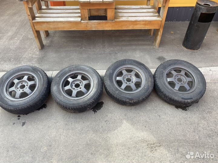 Кованные диски 13 R с новыми покрышками 175/70