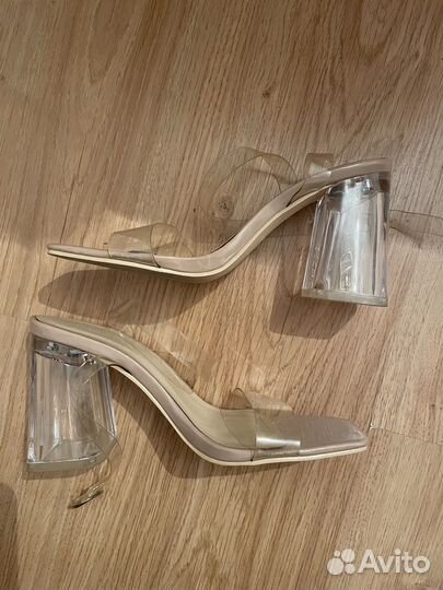 Босоножки прозрачные 36 размер