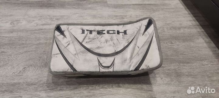 Вратарский блокатор. блин itech